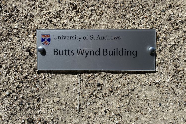 Sign outside Butts Wynd Library building